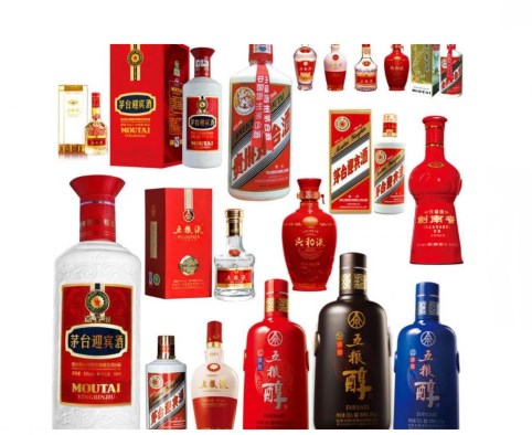 广州白酒回收，老款陈年白酒、珍藏干邑、整箱单支飞天茅台专业鉴定回收