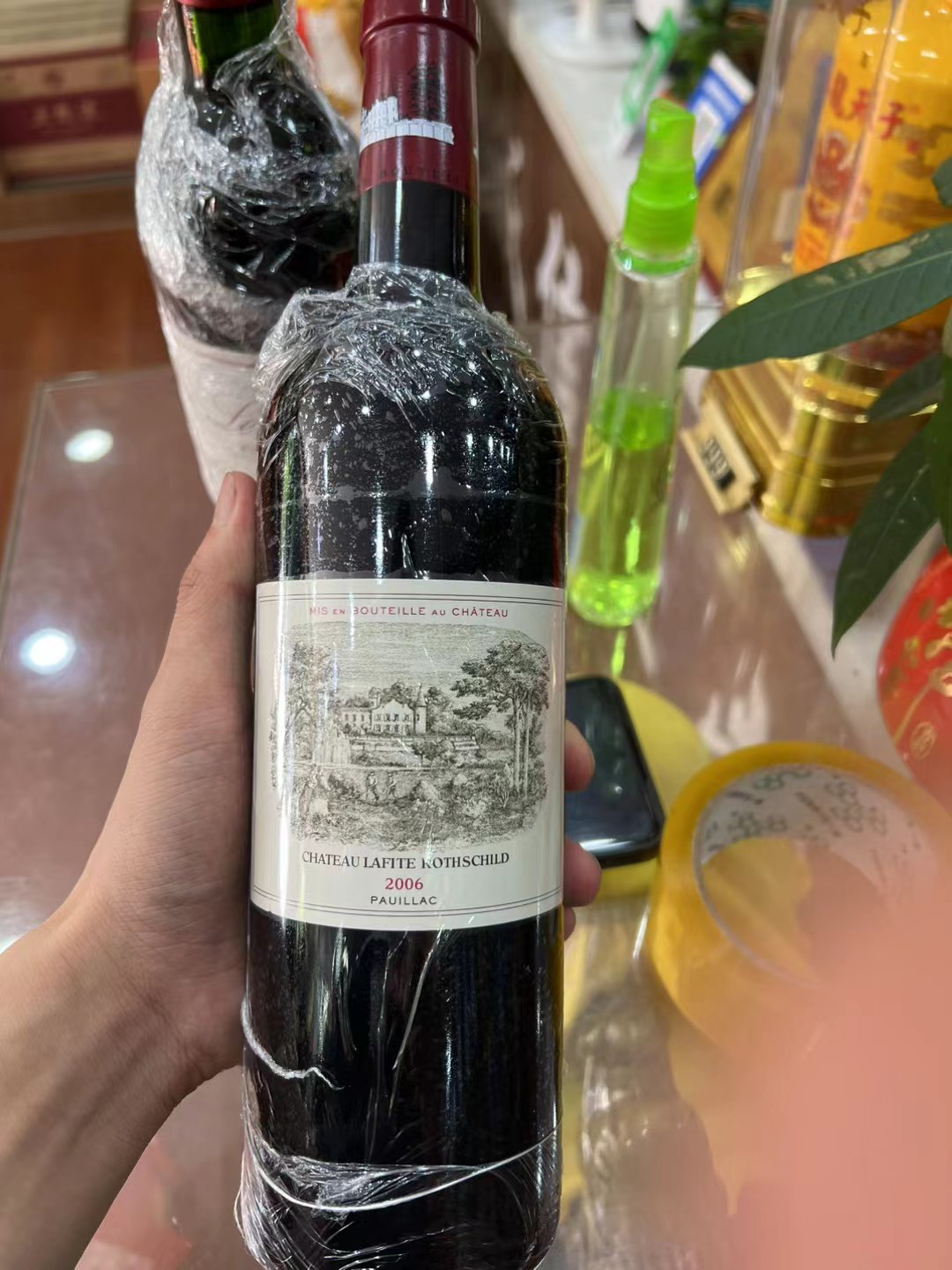 广州全市上门回收红酒，整箱礼盒红酒报价公道快速变现